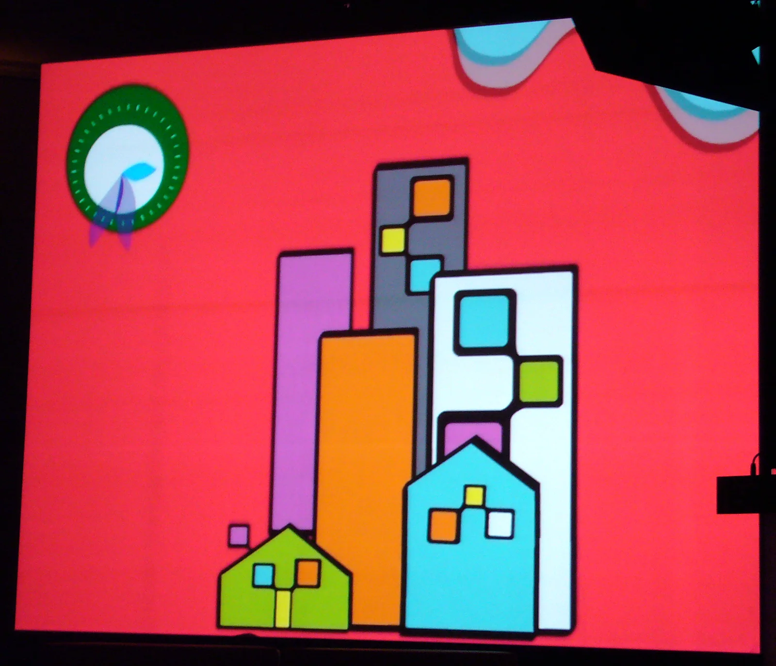 Juin 2008, le film d'animation du lancement du logo : la ville.