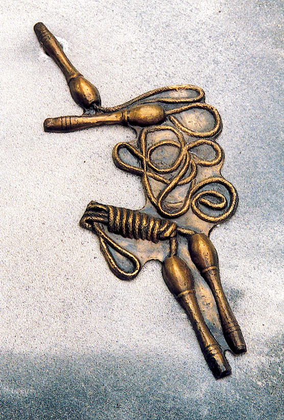 1% artistique : corde à sauter en bronze.