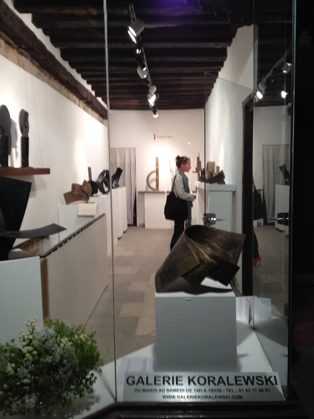 La vitrine de la galerie Koralewski, rue Quincampoix, 2015. © CC and Co