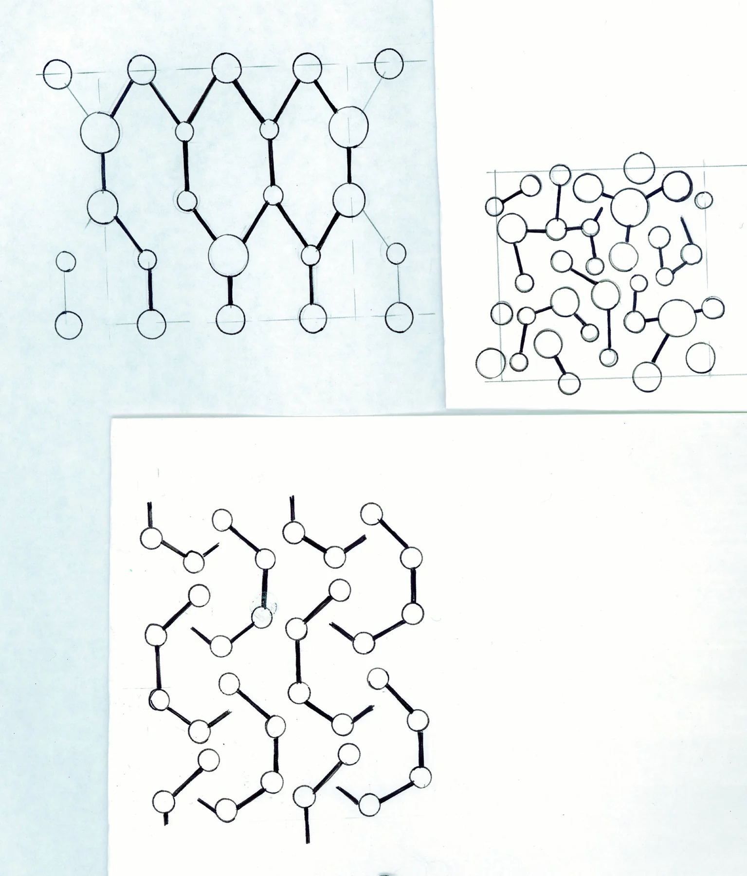 Trois dessins originaux à l'encre de molécules et de réseaux, cercles reliés par des traits.