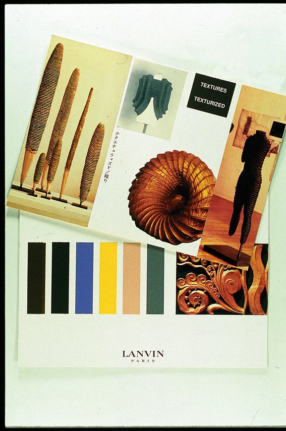 Planche de tendances Lanvin : bandes de couleur noir, bleu, jaune, chair et gris, sous des photographies de textures, une coquille, des épis sculptés, une silhouette.